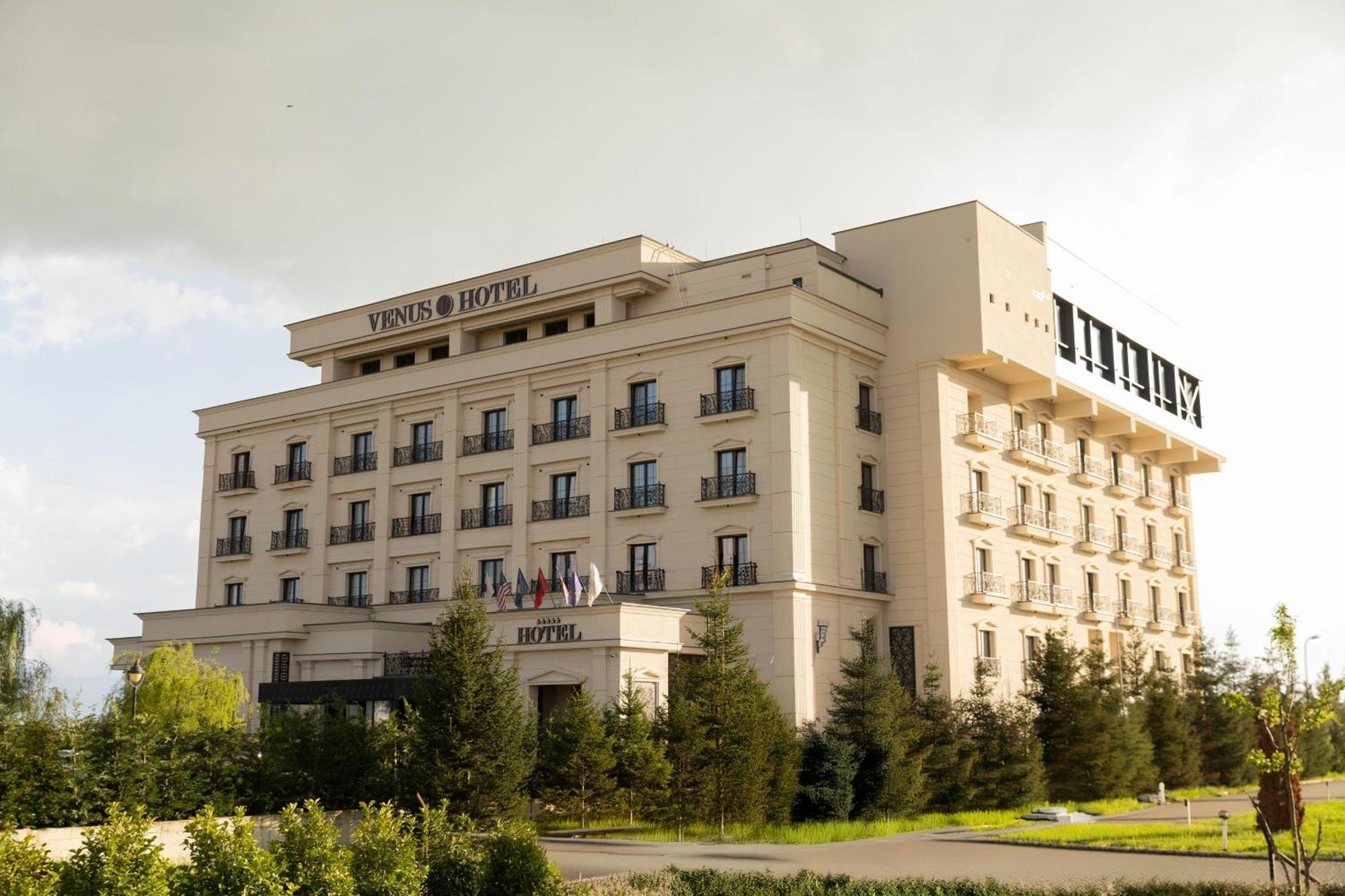 Venus Hotel Lipjan Экстерьер фото